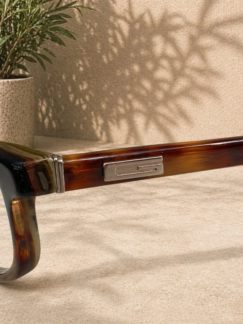 Gucci GG1504 Eyeglass Frames Tortoise Brown Italy Vintage RX Optical Glasses